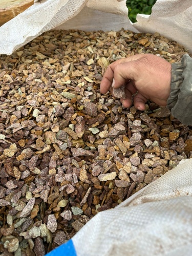 Златолит персиковый декоративная каменная крошка купить в Курганской области