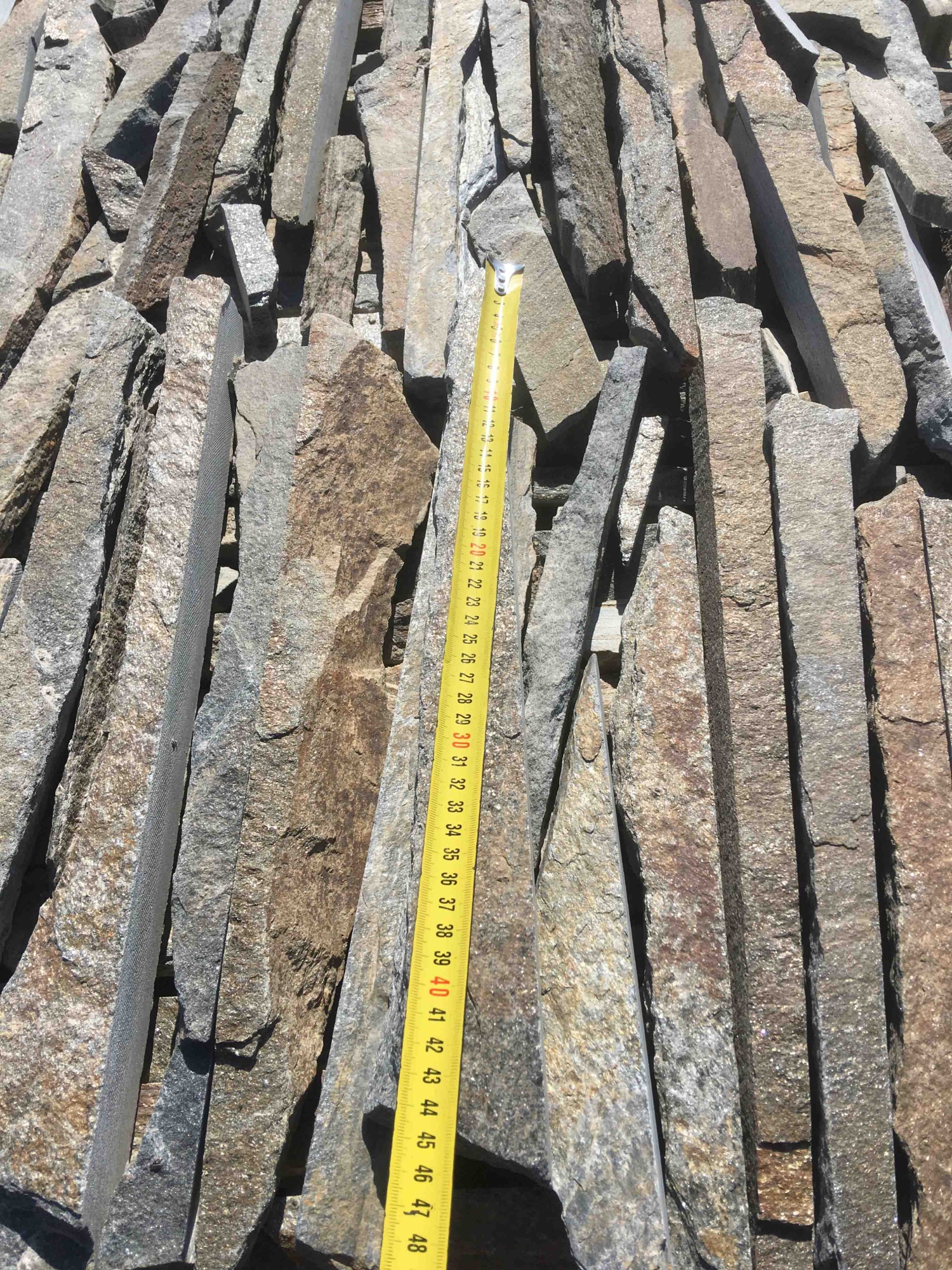 Горбушка златолит мультиколор для облицовки купить в Курганской области