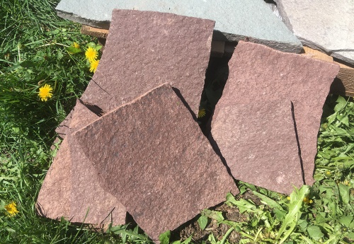 Плитняк лемезит бордовый для цоколя 1,5-2 см купить в Курганской области