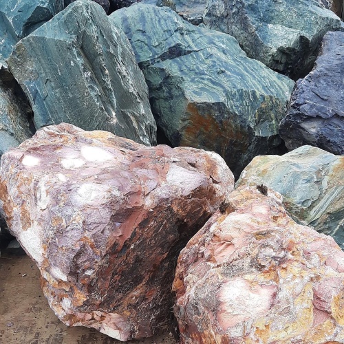 Ландшафтные глыбы красно-фиолетовые 200-1000 килограмм купить в Курганской области