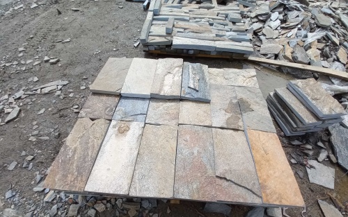 Плитка пилёная златолит Уральский для цоколя, отмостки купить в Курганской области