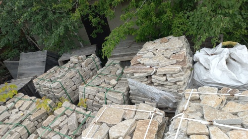 Гранитный плитняк галтованный для парковки купить в Курганской области