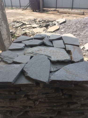 Златолит серебристый галтованный для лестниц купить в Курганской области